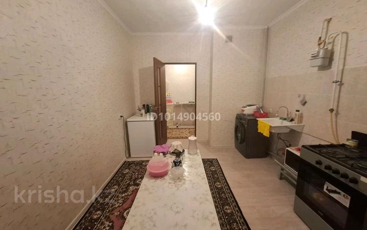 1-бөлмелі пәтер · 44 м² · 6/9 қабат, мкр Туран-2 53А — 144 ЖОББМ, бағасы: 17.5 млн ₸ в Шымкенте, Каратауский р-н — фото 2