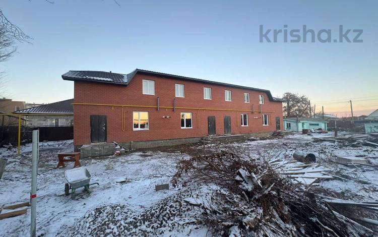 Отдельный дом · 4 комнаты · 120 м² · 2 сот., Красносельская за 44 млн 〒 в Костанае — фото 2
