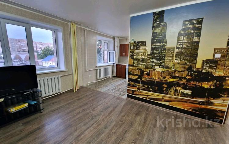 1-комнатная квартира, 32 м², 2/5 этаж помесячно, Доспанова 102/2