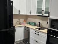 1-комнатная квартира · 41 м² · 8/9 этаж, Камзина 41/1 за 11 000 〒 в Павлодаре