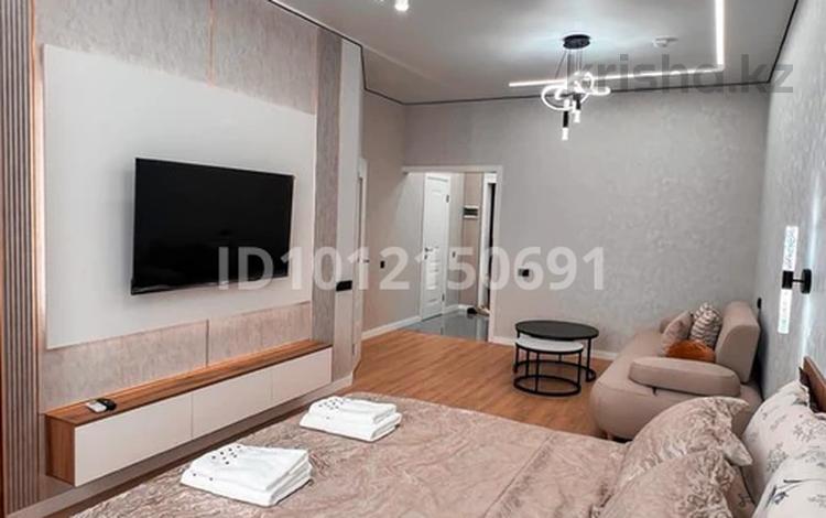 1-комнатная квартира · 51 м² · 6/9 этаж, Жамбыла 20/1 за 20 000 〒 в Таразе — фото 2