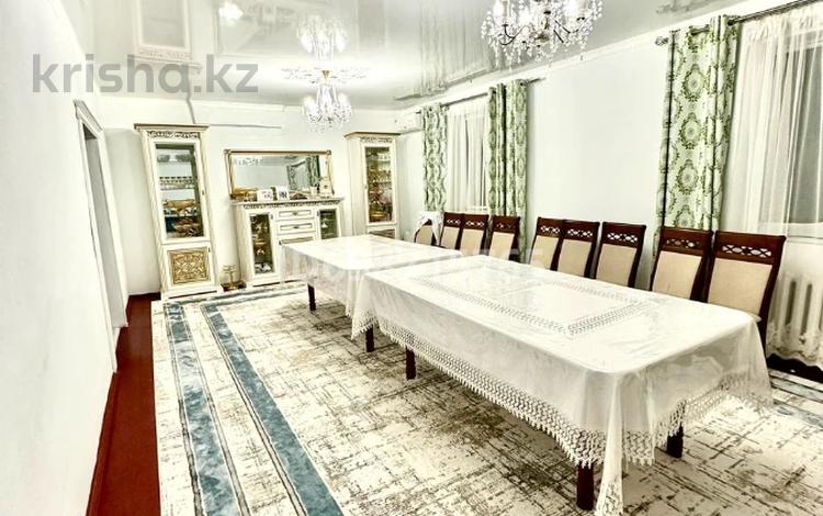 Отдельный дом · 5 комнат · 250 м² · 14 сот., Алимхан Науанов, взлетка, рядом автовокзал — Взлетка, Автовокзал за 35 млн 〒 в  — фото 2