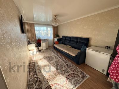2-комнатная квартира · 44 м² · 5/5 этаж, Майкудук, 11а микрорайон за 10.9 млн ₸ в Караганде, Алихана Бокейханова р-н
