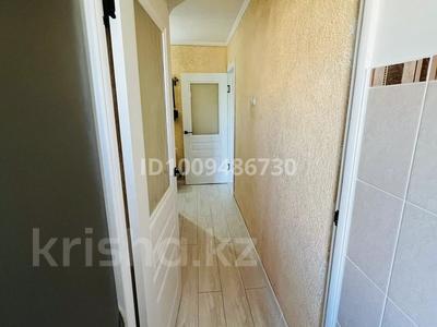 3-бөлмелі пәтер · 59 м² · 4/5 қабат, Кабанбай батыр 18 — возле Жд больницы парк Независимости, бағасы: 19 млн ₸ в Шымкенте, Аль-Фарабийский р-н