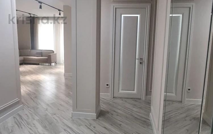 3-комнатная квартира · 109 м² · 4/7 этаж, А.Бокейхана 18 за 450 000 ₸ в Астане, Есильский р-н — фото 11