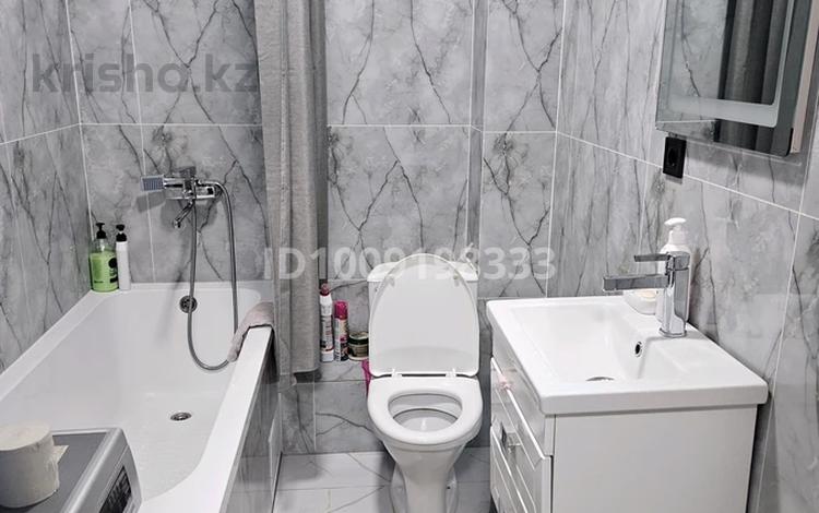 1-комнатная квартира · 30 м² · 8/12 этаж, Байтурсынова 61 — Нурлы жол за 2 000 ₸ в Астане, Сарайшык р-н — фото 12