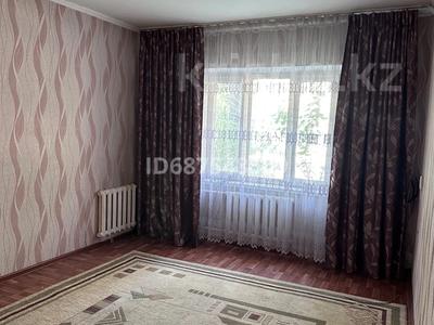3-комнатная квартира · 69 м² · 1/5 этаж, 10 Микр Кайкармет 28 — 10 Микр.Кайкармет дом 28 за 20 млн ₸ в Таразе