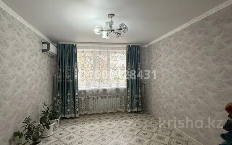 2-бөлмелі пәтер · 49.8 м² · 3/5 қабат, Ескі қала, Айтеке би 1, бағасы: 14 млн ₸ в Актобе, Старый город — фото 2
