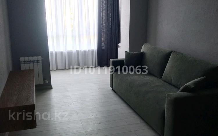 2-комнатная квартира · 60 м² · 1/4 этаж, Чапаева 71/1 за 28 млн 〒 в Уральске — фото 2