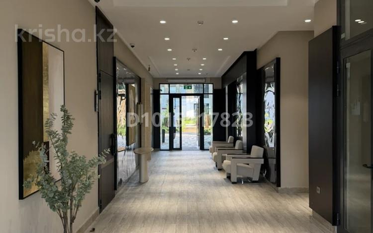 2-комнатная квартира · 60.3 м² · 2/3 этаж, мкр Рахат за 105 млн ₸ в Алматы, Наурызбайский р-н — фото 2