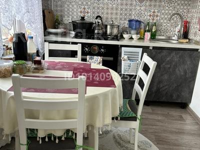 3-бөлмелі пәтер · 58 м² · 3/5 қабат, Жарокова — Абая/Жарокова, бағасы: 60 млн ₸ в Алматы, Алмалинский р-н
