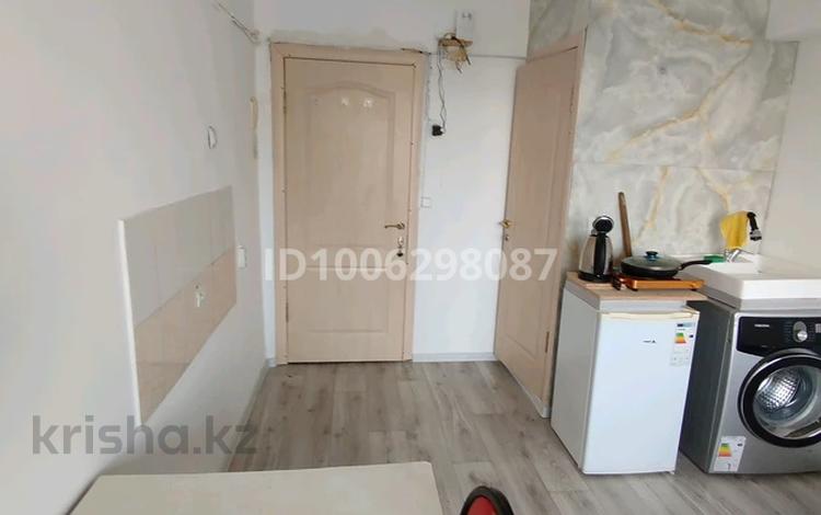 1-комнатная квартира · 14 м² · 4/5 этаж, мкр Сайран, Утеген батыра 71а за 11 млн ₸ в Алматы, Ауэзовский р-н — фото 2