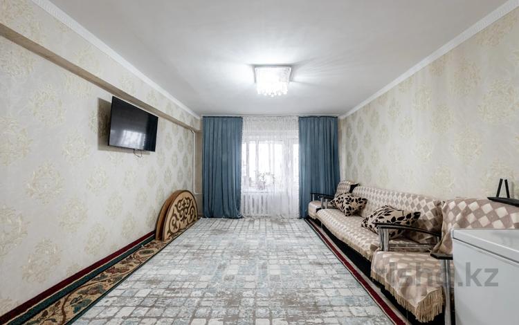 3-комнатная квартира · 63 м² · 9/10 этаж, проспект Абылай Хана 14 — сверху тех этаж за 27.6 млн ₸ в Астане, Алматы р-н — фото 2