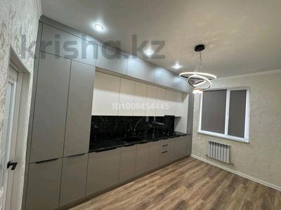 2-бөлмелі пәтер · 70 м² · 4/8 қабат, 24-й мкр 14 — ВОЕНКОМАТ ГОВД АСАРС КАФЕ ОСТАНОВКА, бағасы: 18.5 млн 〒 в Актау