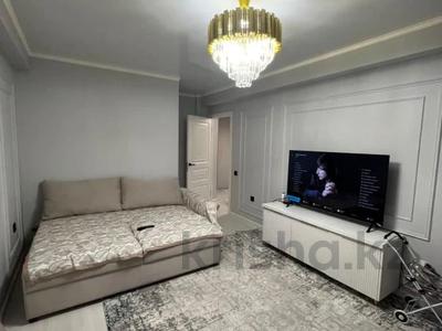 3-комнатная квартира, 80 м², 1 этаж, Алтын орда 6/44 к1 за 38.5 млн 〒 в Алматы, Наурызбайский р-н
