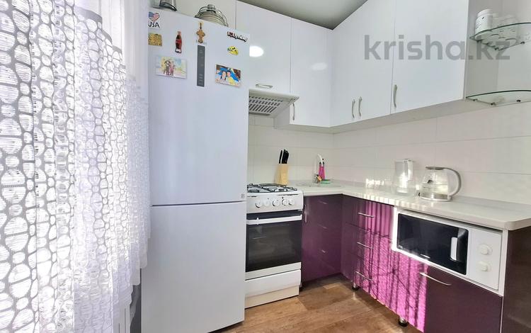 2-бөлмелі пәтер · 45.5 м² · 1/5 қабат, 13-шағынаудан, Майкудук, 13й микрорайон 32, бағасы: 11.8 млн ₸ в Караганде, Алихана Бокейханова р-н — фото 3