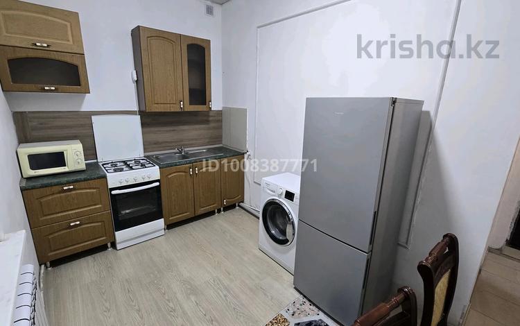 1-комнатная квартира · 31 м² · 2/2 этаж, мкр Теректы, Байыркум — Возле магазина Опто маркет и Өсер за 150 000 ₸ в Алматы, Алатауский р-н — фото 2