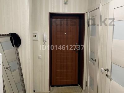 1-комнатная квартира · 52 м² · 4/5 этаж, Майкудук, Мкр Голубые пруды 5/4 за 180 000 ₸ в Караганде, Алихана Бокейханова р-н