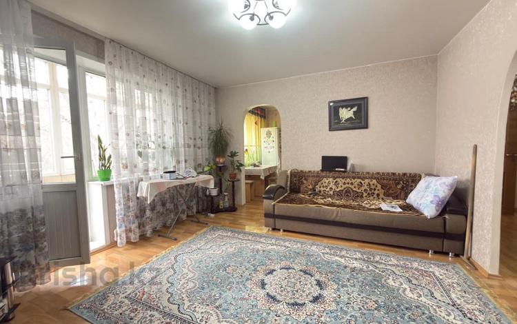 2-бөлмелі пәтер · 54 м² · 2/5 қабат, Жумабаева 21, бағасы: 28 млн ₸ в Семее — фото 2