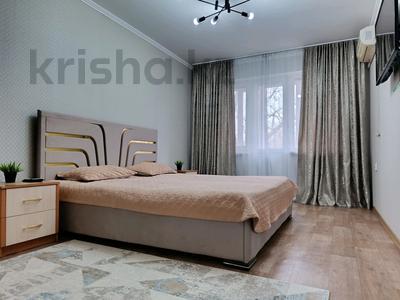 1-бөлмелі пәтер · 45 м² · 4/5 қабат, Хамида Чурина 164 — Курмангазы, Школьник, бағасы: 180 000 ₸ в Уральске, мкр Школьник