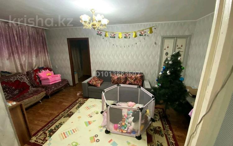2-комнатная квартира · 52 м² · 2/5 этаж, 35-ый квартал 24 за 14.5 млн ₸ в Семее — фото 2