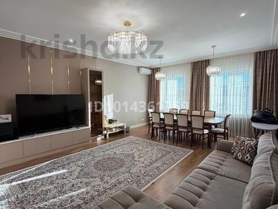 4-комнатная квартира · 210 м² · 9/9 этаж, Алихан Бокейхан 27 — Фариза Онгарсынова за 175 млн ₸ в Астане, Есильский р-н
