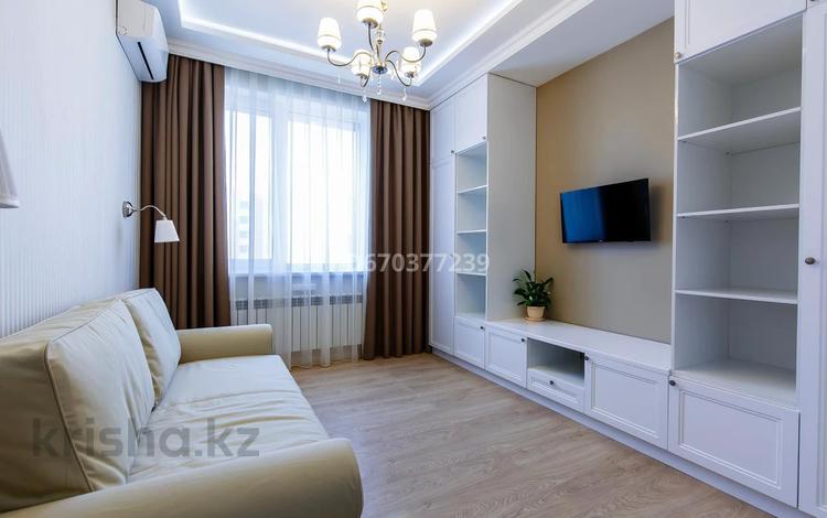 2-комнатная квартира, 61.5 м², 3/8 этаж, Кабанбай Батыра 58Б