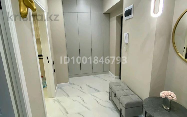 1-комнатная квартира · 50 м² · 9/9 этаж, мкр Нурсая, Елорда 6/3 — Апартаменты в ЖК K7 Family. Апартаменты с шикарным ремонтом. Идеальн за 15 000 ₸ в Атырау — фото 13