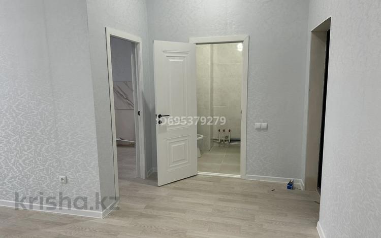 1-бөлмелі пәтер, 40 м², 9/10 қабат, 20-й мкр 26, бағасы: 10.9 млн 〒 в Актау, 20-й мкр — фото 2