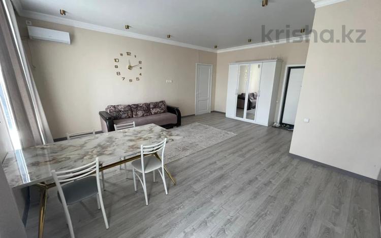 2-комнатная квартира · 66 м² · 4/10 этаж, мкр Юго-Восток, Дюсембекова за 31 млн ₸ в Караганде, Казыбек би р-н — фото 2