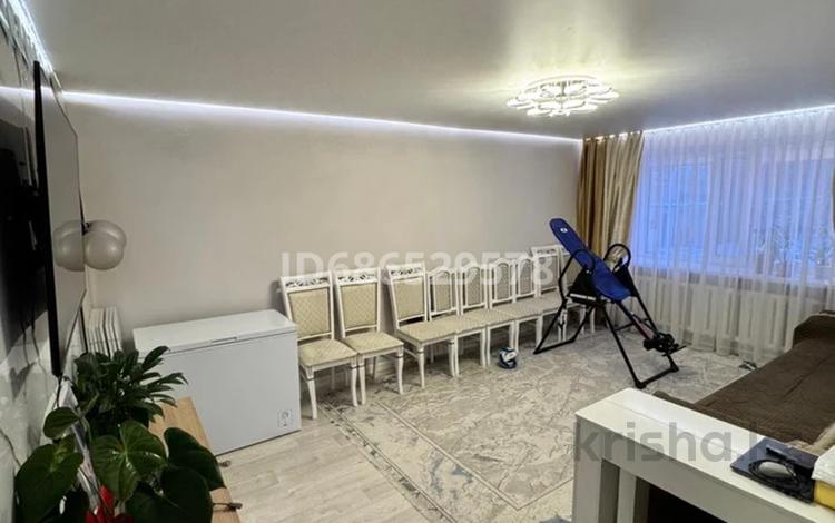 3-бөлмелі пәтер · 68 м² · 1/5 қабат, Раскова — Аманжолова Сатпаева, бағасы: 18 млн ₸ в Жезказгане — фото 28
