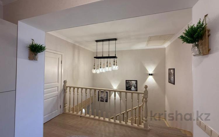 Часть дома · 5 комнат · 200 м² · 5.25 сот., BI Village Дуплекс за ~ 264.9 млн ₸ в Астане, Есильский р-н — фото 2