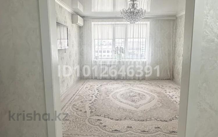 4-комнатная квартира · 80 м² · 9/10 этаж, мкр 8, улица Братья Жубановых 269/2 за 27 млн ₸ в Актобе — фото 4