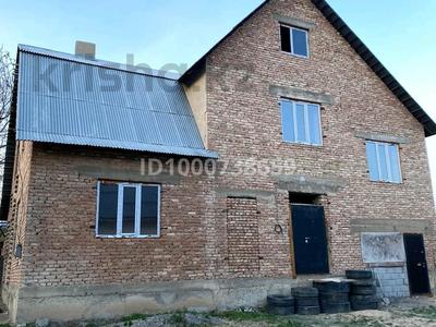 Отдельный дом · 10 комнат · 350 м² · 7 сот., Джансугурова 81 — Глинка за 95 млн 〒 в Жаркенте