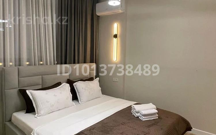 2-комнатная квартира · 80 м² · 9/12 этаж, Розыбакиева 336 — Ескараева за 45 000 ₸ в Алматы, Бостандыкский р-н — фото 2