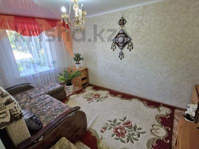 2-комнатная квартира · 52 м² · 1/5 этаж, ларина 11 за 11.3 млн 〒 в Уральске