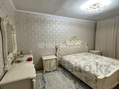 4-комнатная квартира · 75 м² · 4/9 этаж, Шакарима 9 за 37 млн 〒 в Семее