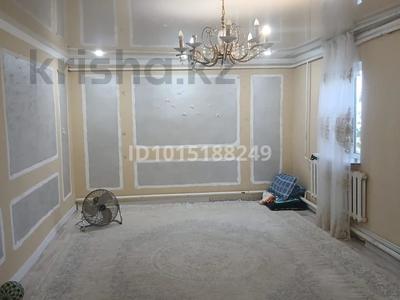 Отдельный дом · 4 комнаты · 120 м² · 6 сот., Каламкас 63 — Возле мечети Ар Рахман за 12 млн ₸ в Атамекене