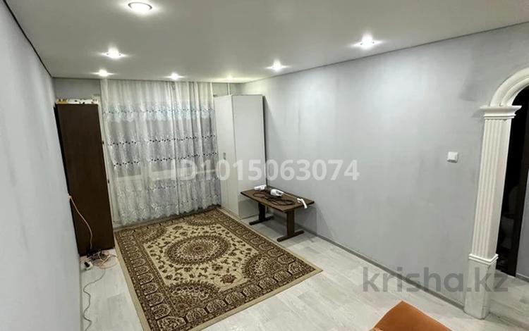 1-комнатная квартира · 31 м² · 3/5 этаж, мкр Строитель, Циолковскии 4 за 130 000 ₸ в Уральске — фото 2