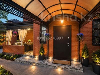 Жеке үй · 8 бөлме · 255 м² · 8 жүзд., Алмат-Самырата, бағасы: 69 млн ₸ в Актобе, жилой массив Заречный-2