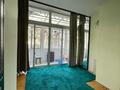 2-бөлмелі пәтер · 50 м² · 1/5 қабат, Валиханова 68, бағасы: 500 000 ₸ в Алматы, Медеуский р-н — фото 3