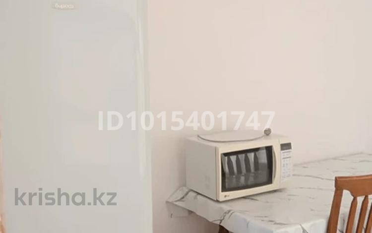 2-комнатная квартира · 57 м² · 4/5 этаж, мкр Улы Дала 4 за 130 000 ₸ в Таразе — фото 2