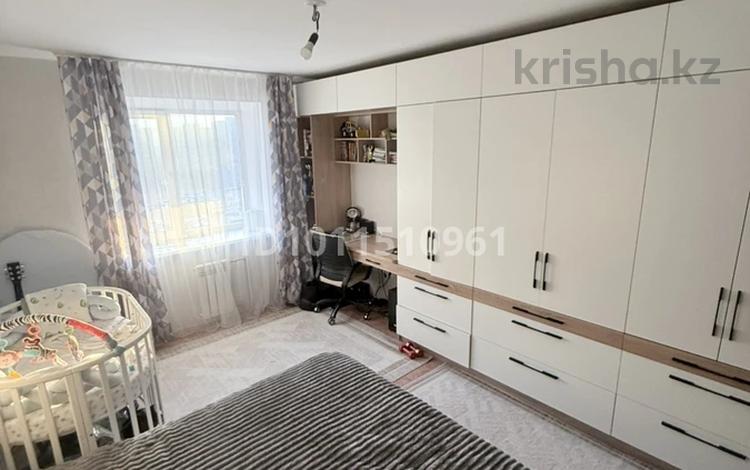2-комнатная квартира · 54.5 м² · 8/9 этаж, Мкр. Карагайлы 11 за 25 млн ₸ в Семее, Красный Кордон — фото 3