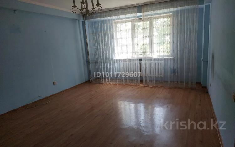 2-комнатная квартира · 71 м² · 2/9 этаж, Райымбека 206К — Ауэзова за 48 млн ₸ в Алматы, Алмалинский р-н — фото 2