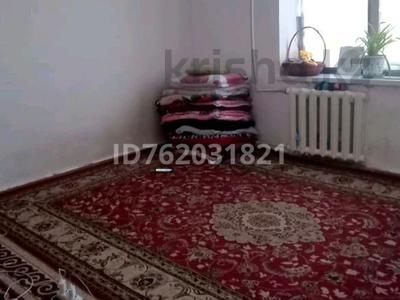 2-бөлмелі пәтер · 55 м² · 4/5 қабат, Жанкожа батыр 82 — Возле #2ый поликлиники, бағасы: 15 млн 〒 в 