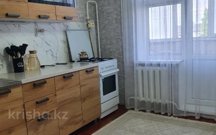 2-комнатная квартира, 56 м², 6/6 этаж, Майлина 57 за 19 млн 〒 в Костанае — фото 2