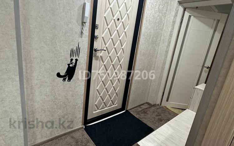 2-комнатная квартира · 43.2 м² · 1/5 этаж, Бурова 8/1 за 17.5 млн ₸ в Усть-Каменогорске, Ульбинский — фото 2