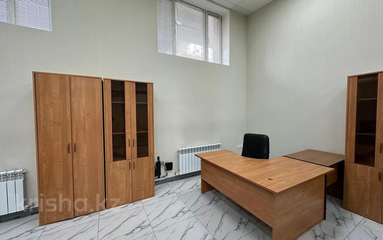 Еркін, кеңселер • 207 м², бағасы: 160 млн 〒 в Астане, Есильский р-н — фото 2