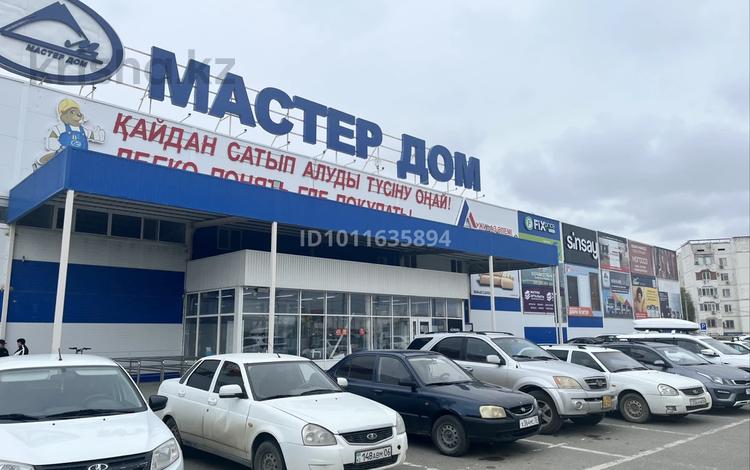 Еркін, дүкендер мен бутиктер · 2500 м², бағасы: 17.5 млн ₸ в Атырау, мкр Привокзальный-3А — фото 2
