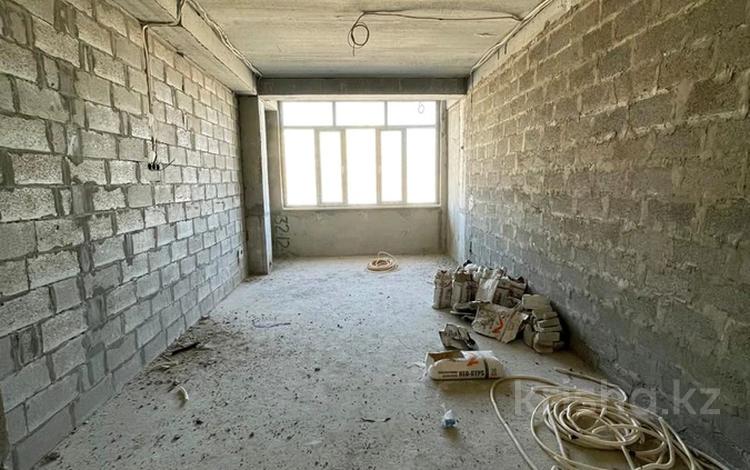3-комнатная квартира · 110 м² · 9 этаж, 17-й мкр 95 за 32 млн 〒 в Актау — фото 2